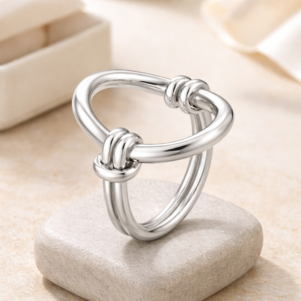 Nexus Loop Ring