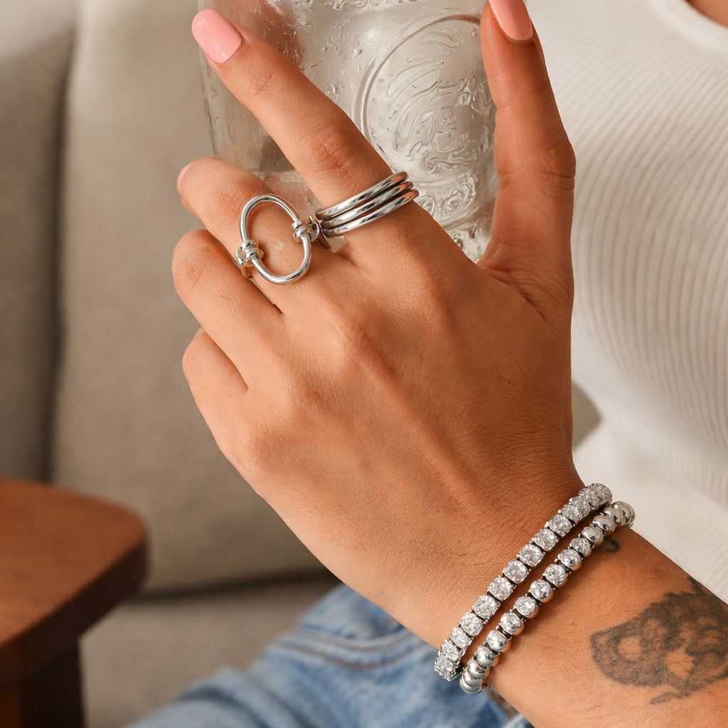 Nexus Loop Ring